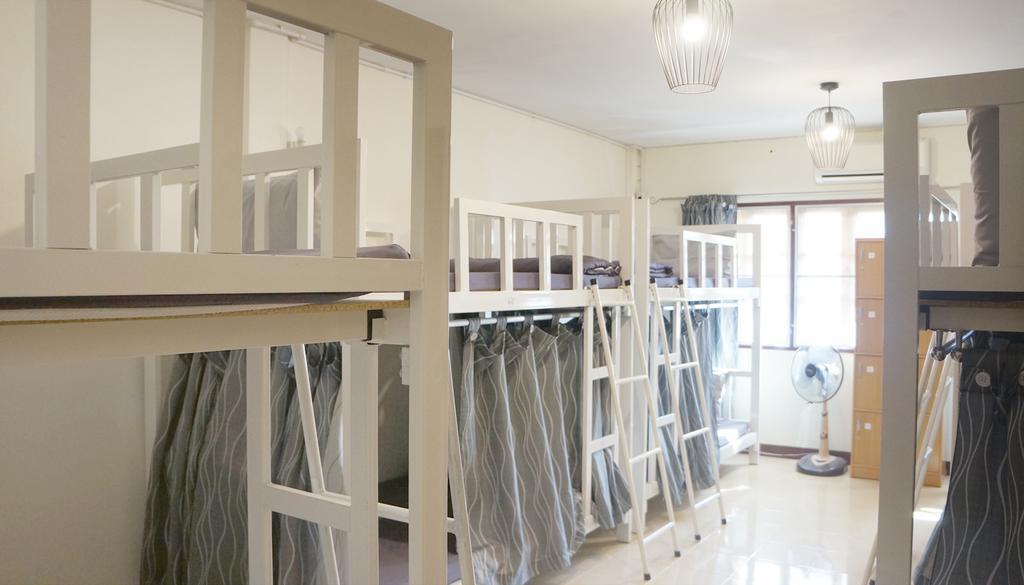 Wake Up Hostel Μπανγκόκ Εξωτερικό φωτογραφία