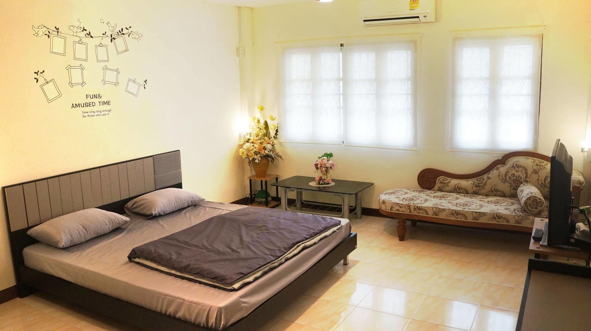 Wake Up Hostel Μπανγκόκ Εξωτερικό φωτογραφία