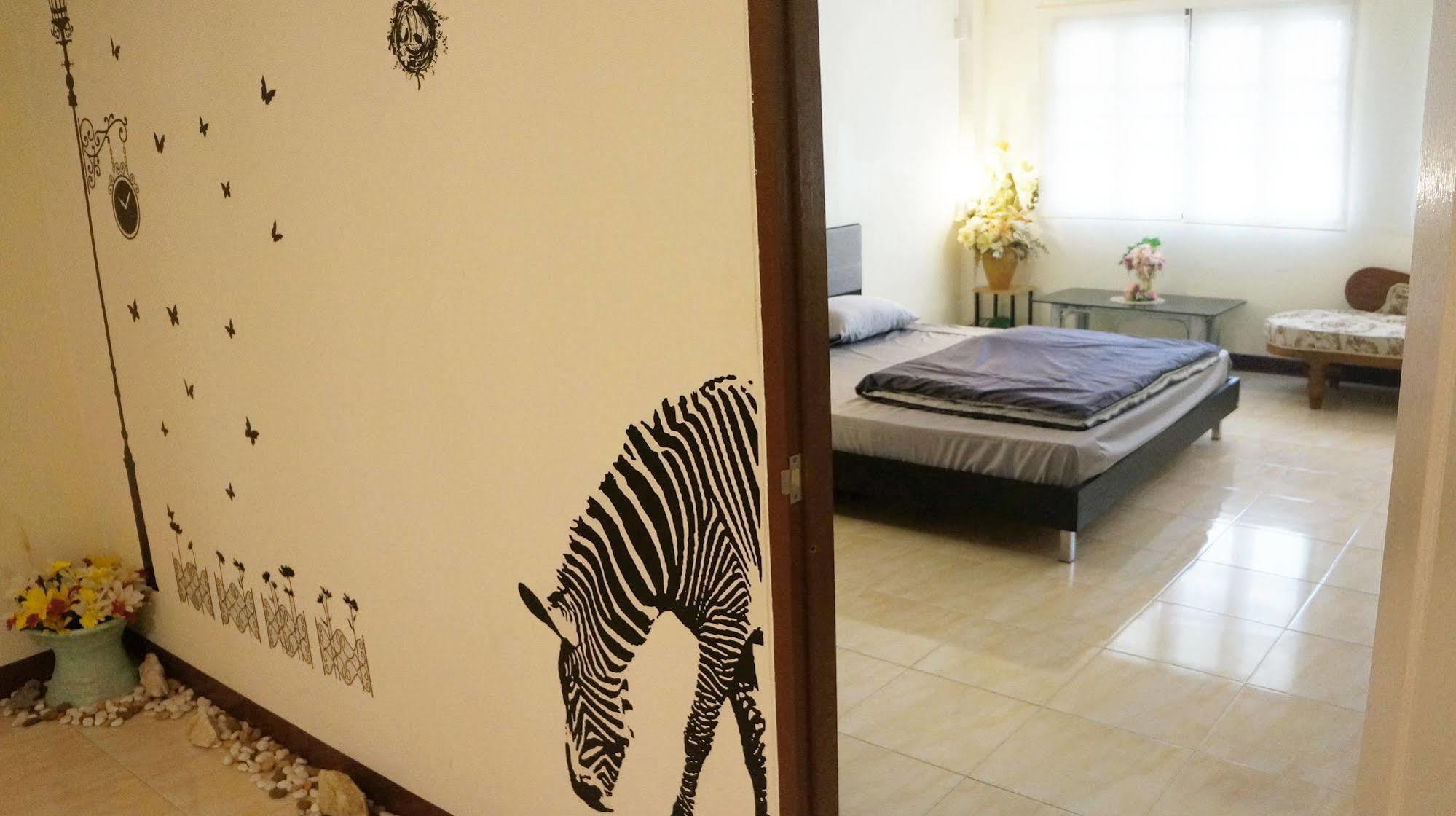 Wake Up Hostel Μπανγκόκ Εξωτερικό φωτογραφία